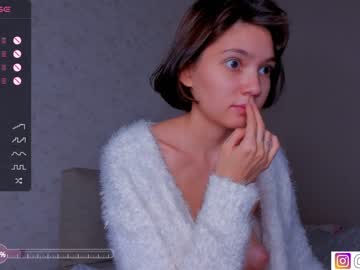 hot cam girl bzzzme image #3651580