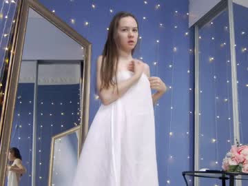 hot cam girl kriskras__ image #3442443