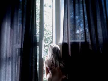 hot cam girl amourvenenum image #1561285