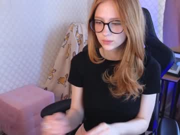 hot cam girl plastic_beach image #3810909