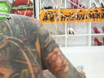 hot cam girl asianqueen93 image #1979077