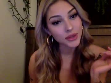 hot cam couple kellysnowxo image #2520599