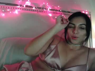 hot cam girl genesismoselle image #3040845