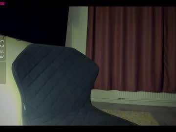 hot cam girl emilybatee image #2828193