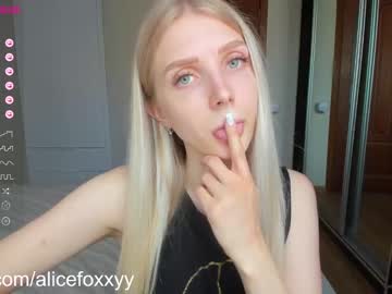 hot cam girl oh_honey_ image #3352130