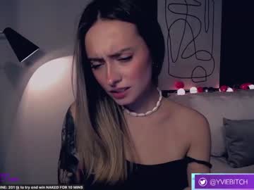 hot cam girl _yvie_ image #4136761