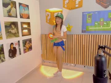 hot cam girl little_effy18 image #3703313