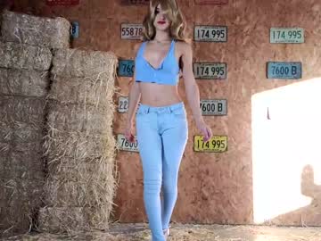 hot cam girl littlegreekflower image #3741587