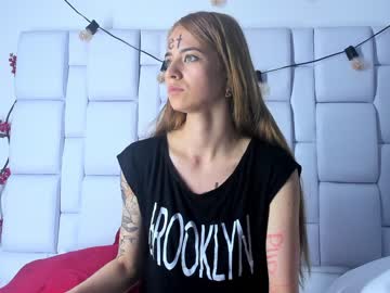 hot cam girl ateneasantacruz image #2570663