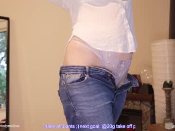 hot cam girl in_tune image #2991098