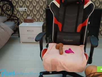 hot cam girl brandiloveee image #725877