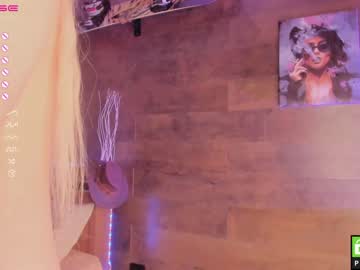 hot cam girl yolandabertha image #2672563