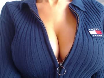 hot cam girl eat_mee_out image #1787424