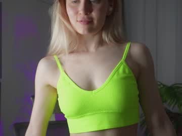 hot cam girl sonyaericsson image #4507457
