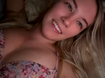 hot cam girl mariah95 image #1408402