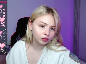 hot cam girl shy_blondiee image #2529307