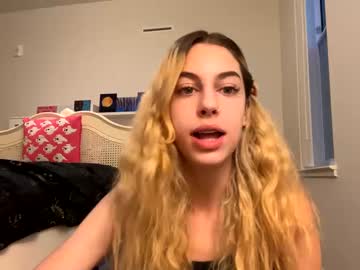 hot cam girl playboybarbie666 image #3268731
