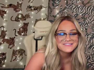hot cam girl ari_02 image #3844054