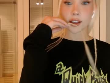 hot cam girl bitter_moon image #2657727