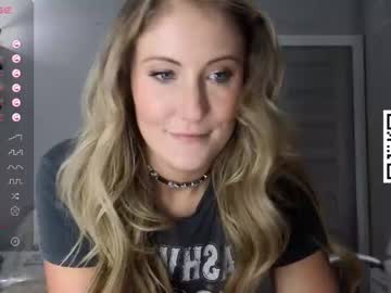 hot cam girl sultrysnow69 image #3399919