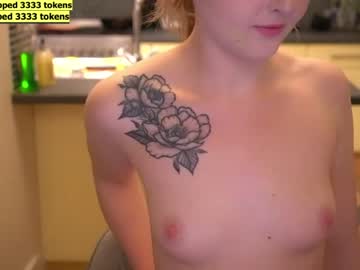 hot cam girl lucydelovely image #2247897