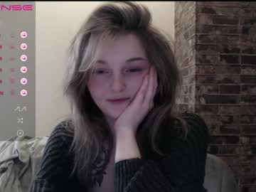 hot cam girl lucydelovely image #2424505