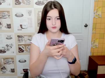 hot cam girl emmika_ image #1226117