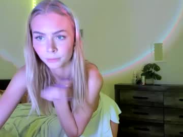 hot cam girl ariah_is_blonde image #4711551