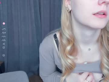 hot cam girl synnovegrise image #4504347