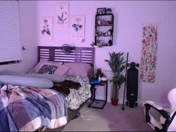 hot cam girl monstrumologist image #3159587