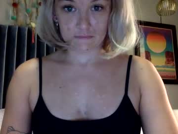 hot cam girl littlemissfitness image #1667936