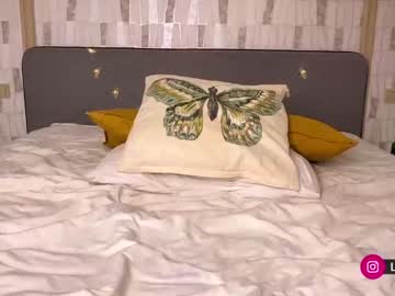 hot cam girl lily_holy image #1055964