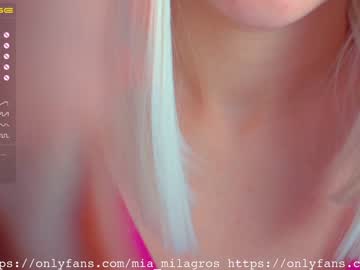 hot cam girl mia_milagros image #497446