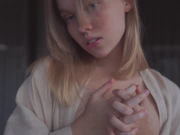 hot cam girl bibi_it_is image #2469389