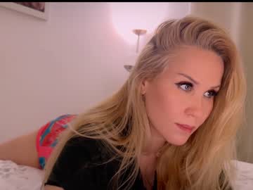 hot cam girl myassistant image #4144214