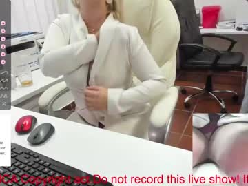 hot cam couple milf_viktoria image #3610886