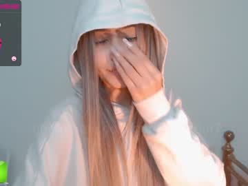 hot cam girl gummy_bear7 image #596543