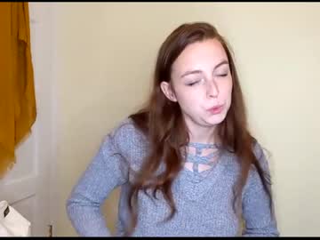 hot cam girl _heytheredelilah image #1983792