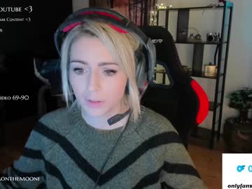 hot cam girl kimilee22 image #2017340