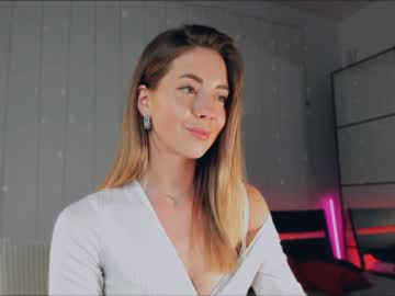 hot cam girl emmi_rosee image #4161519