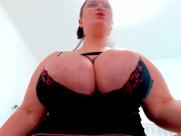 hot cam girl claraboobies image #724114