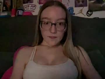 hot cam girl alyssag7001 image #4703018