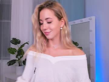 hot cam girl emmi_rosee image #294109