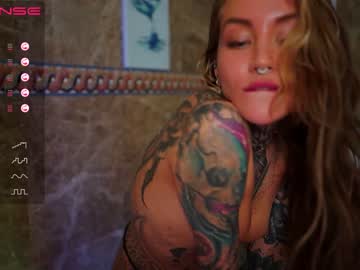 hot cam girl nickyneck image #2585046