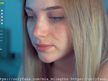 hot cam girl mia_milagros image #354413