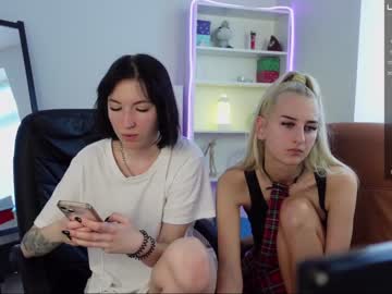 hot cam girl agelina_summer image #2865949