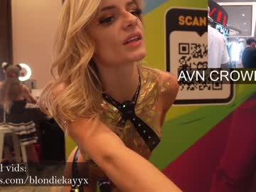 hot cam girl blondiekayy image #2295293