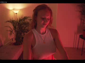 hot cam girl chillwithkira image #1324870