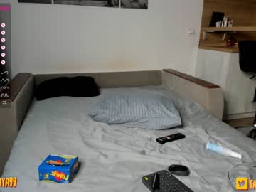 hot cam girl chloetaya image #728777