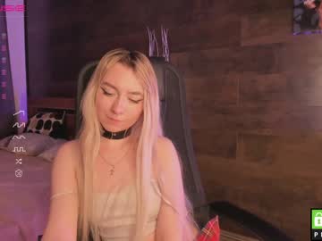 hot cam girl yolandabertha image #2500535